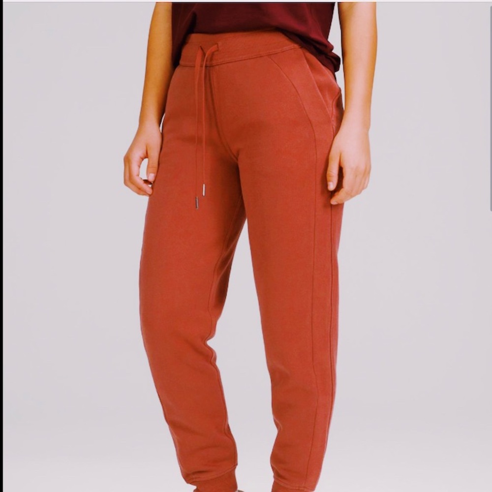 scuba high rise joggers - mulled wine